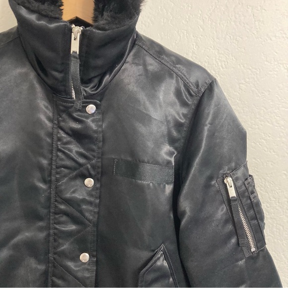 Gap Black Faux Fur Lined Bomber Jacket, Size M - Picture 2 of 9